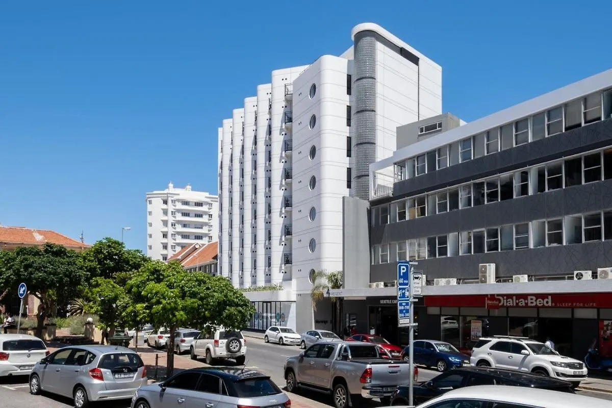 Flamingo 603: Sea Point Aprt With Mountain Views Apartment Cape Town